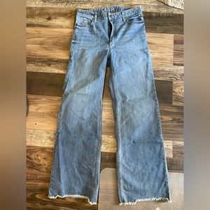 Kimes Olivia 10/32 raw hem like new